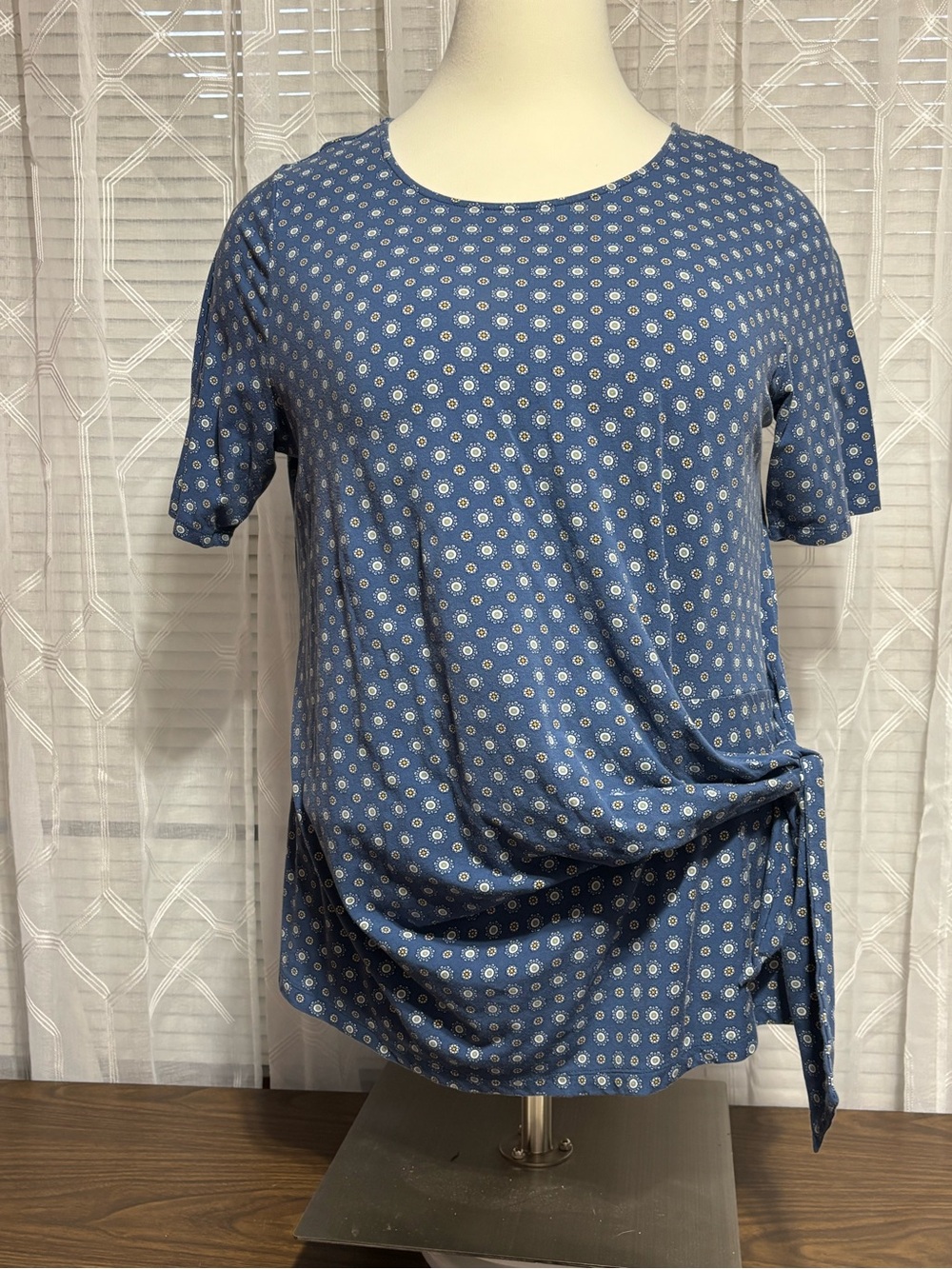 Lands End 2X 20W/22W Women’s Blue floral Scoop Neck Side Tie Top 25 p2p 30L